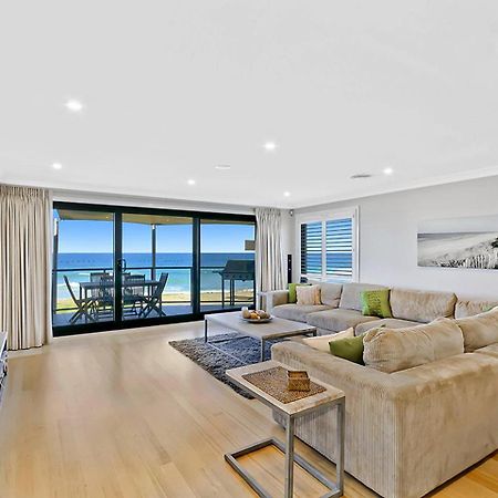 דה אינטרנס Beach Front Luxury מראה חיצוני תמונה